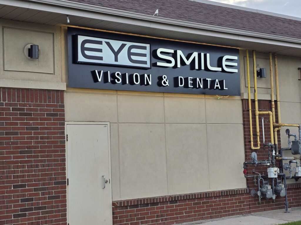 Eye Smile Vision & Dental channel letters